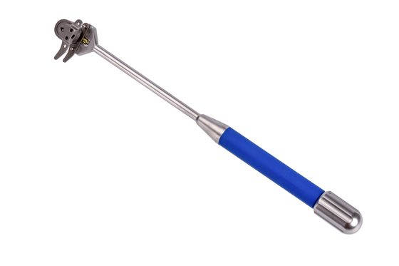 Le dispositif interépineux d'entretoise d'os d'épine a placé l'implantation spinale